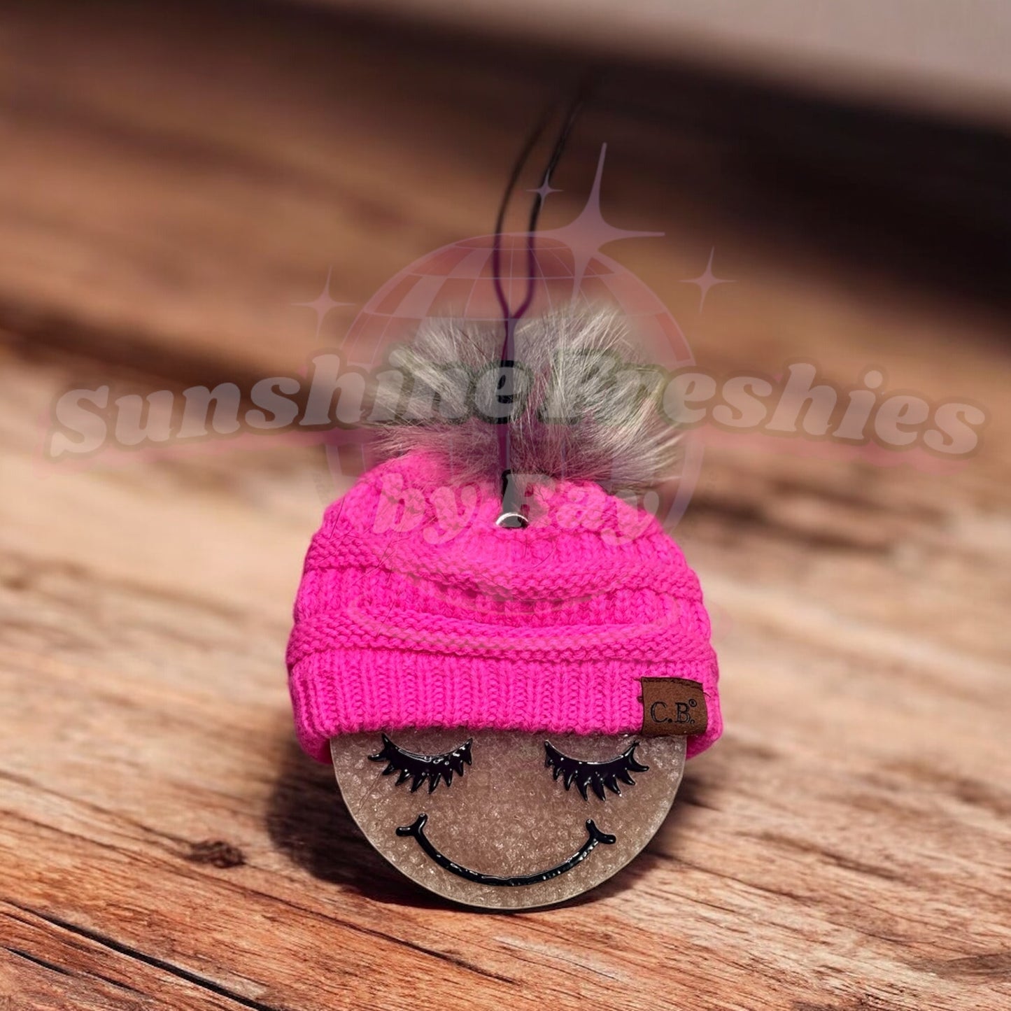 Lashes Smile w/ Beanie
