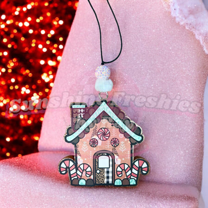 Gingerbread House Freshie