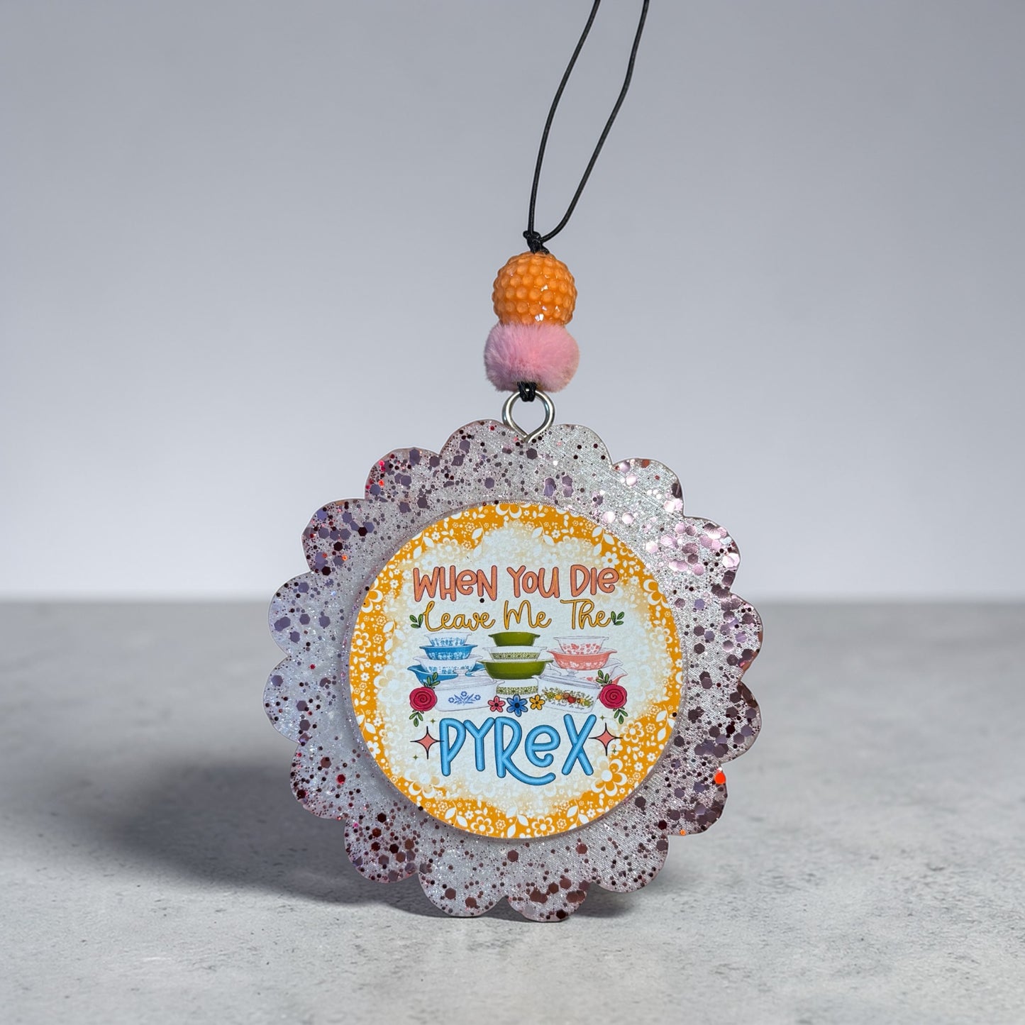 Give me the Pyrex Scalloped Freshie