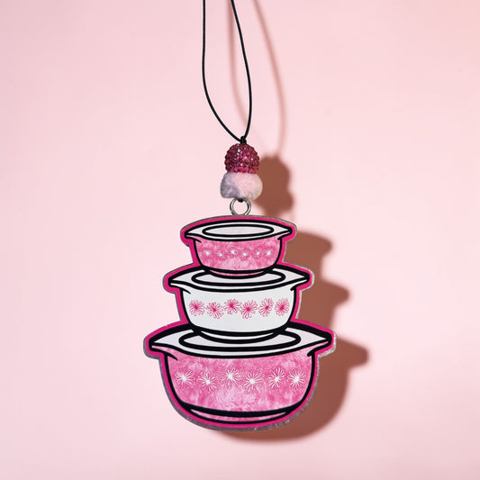 Pyrex Bowls (available in many colors)