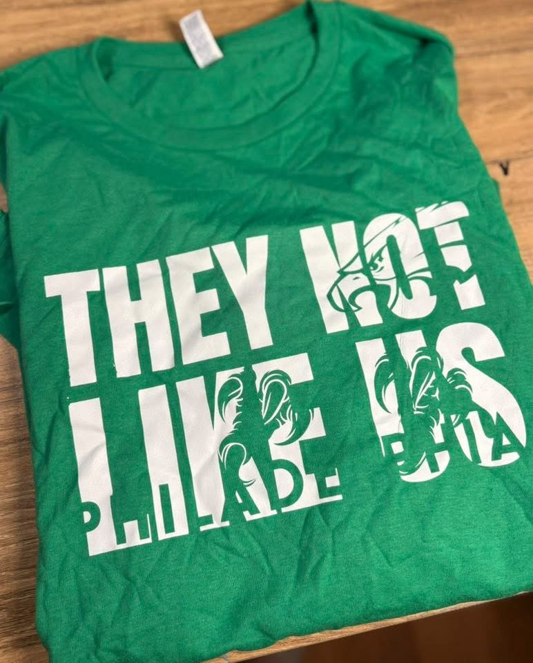 Discounted- XL Eagles Longsleeve Tee